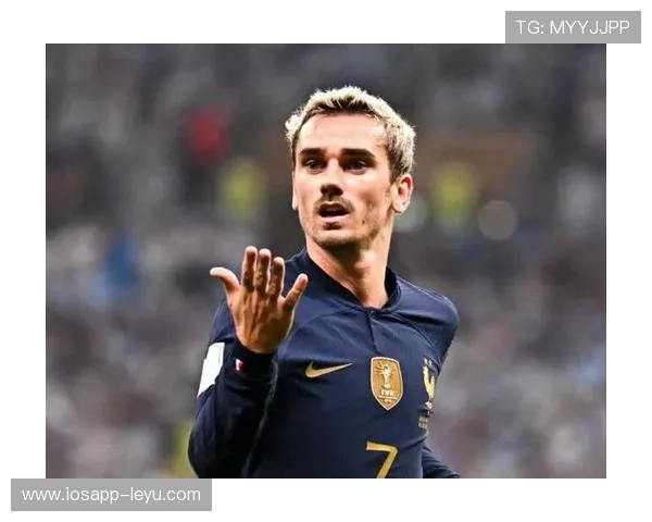 格列兹曼华丽转型！法国队混合型中场新角色震撼亮相