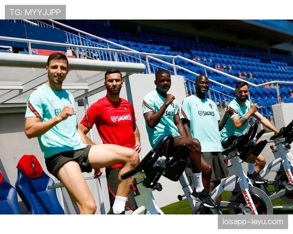 鲁本·迪亚斯强势回归防线,助球队重振旗鼓展现强劲竞争力 鲁本·迪亚斯强势回归防线,助球队重振旗鼓展现强劲竞争力