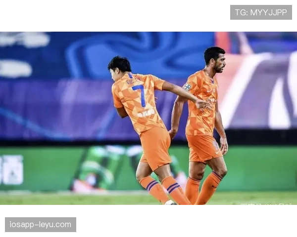 本赛季山东泰山阵容“豪赌”之下,争冠之路已是举步维艰! 本赛季山东泰山阵容“豪赌”之下,争冠之路已是举步维艰!