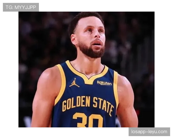 韦德以突破撕裂防线胜过库里式无球，终结效率更高